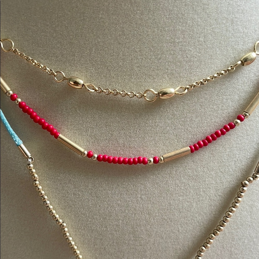 Multicolor Layered Necklace Set - Picture 3 of 4